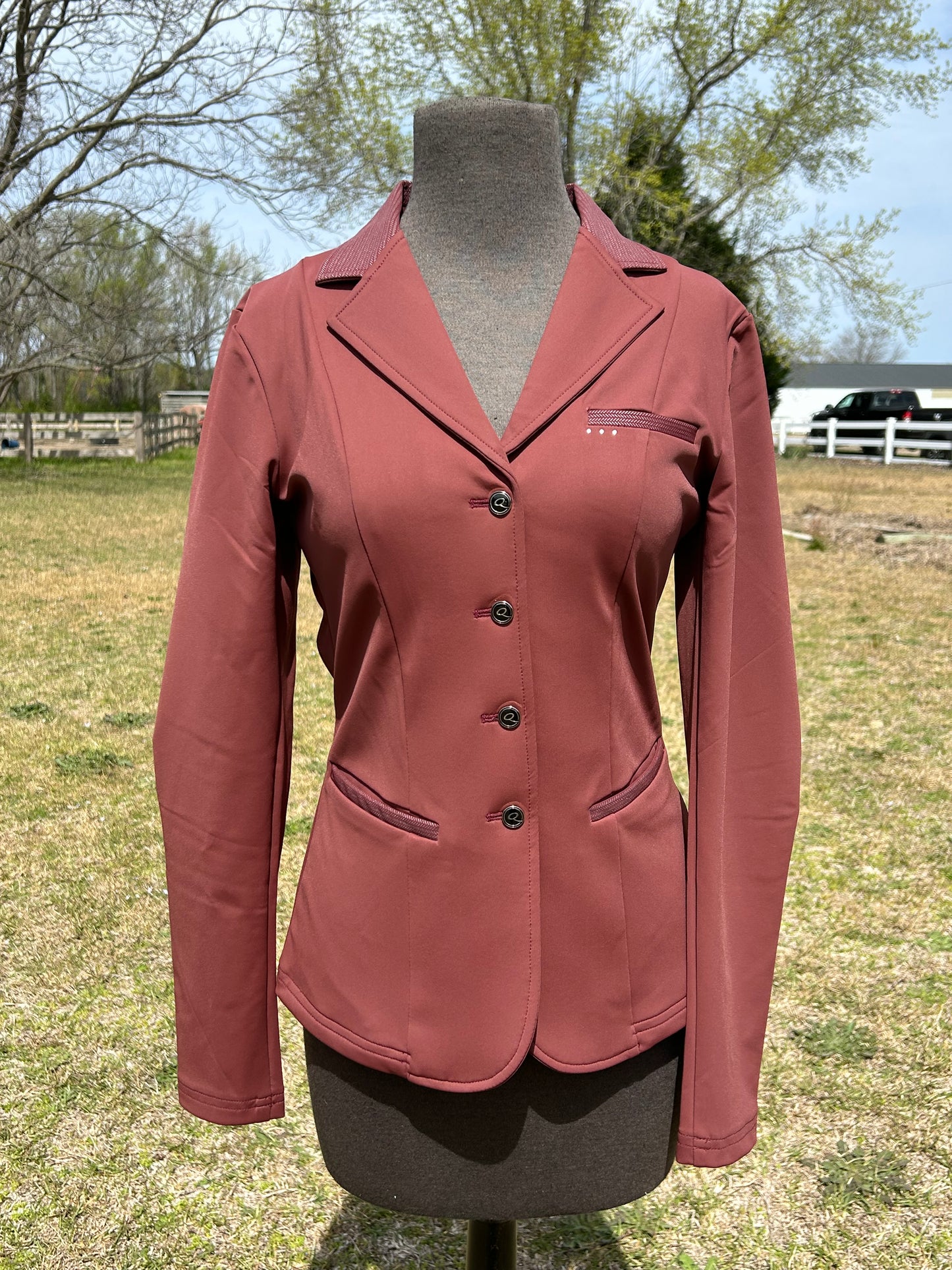 QHP Competition Jacket Kae - Burgundy