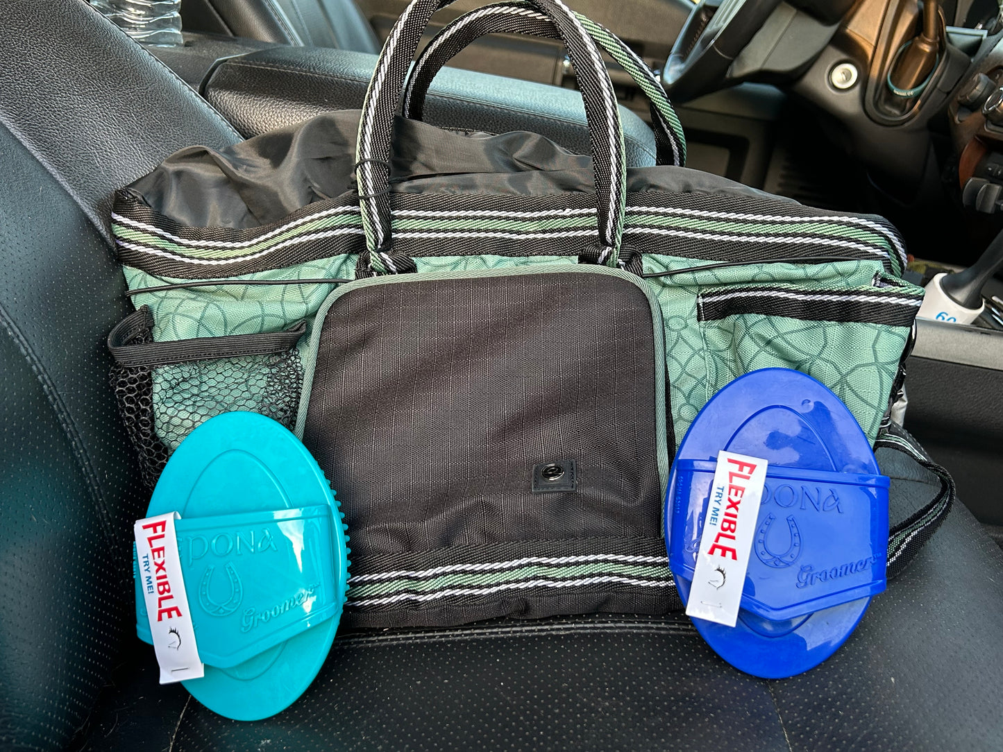 Epona Flexible Glossy Groomer - Turquoise