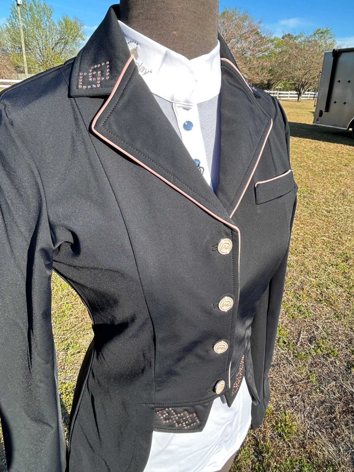 HKM Audrey Cutaway Competition Jacket - Black
