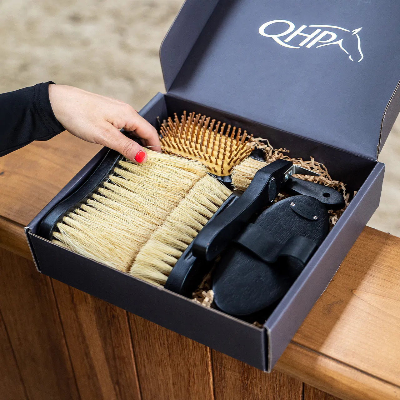 Wood and Tampico Grooming Set